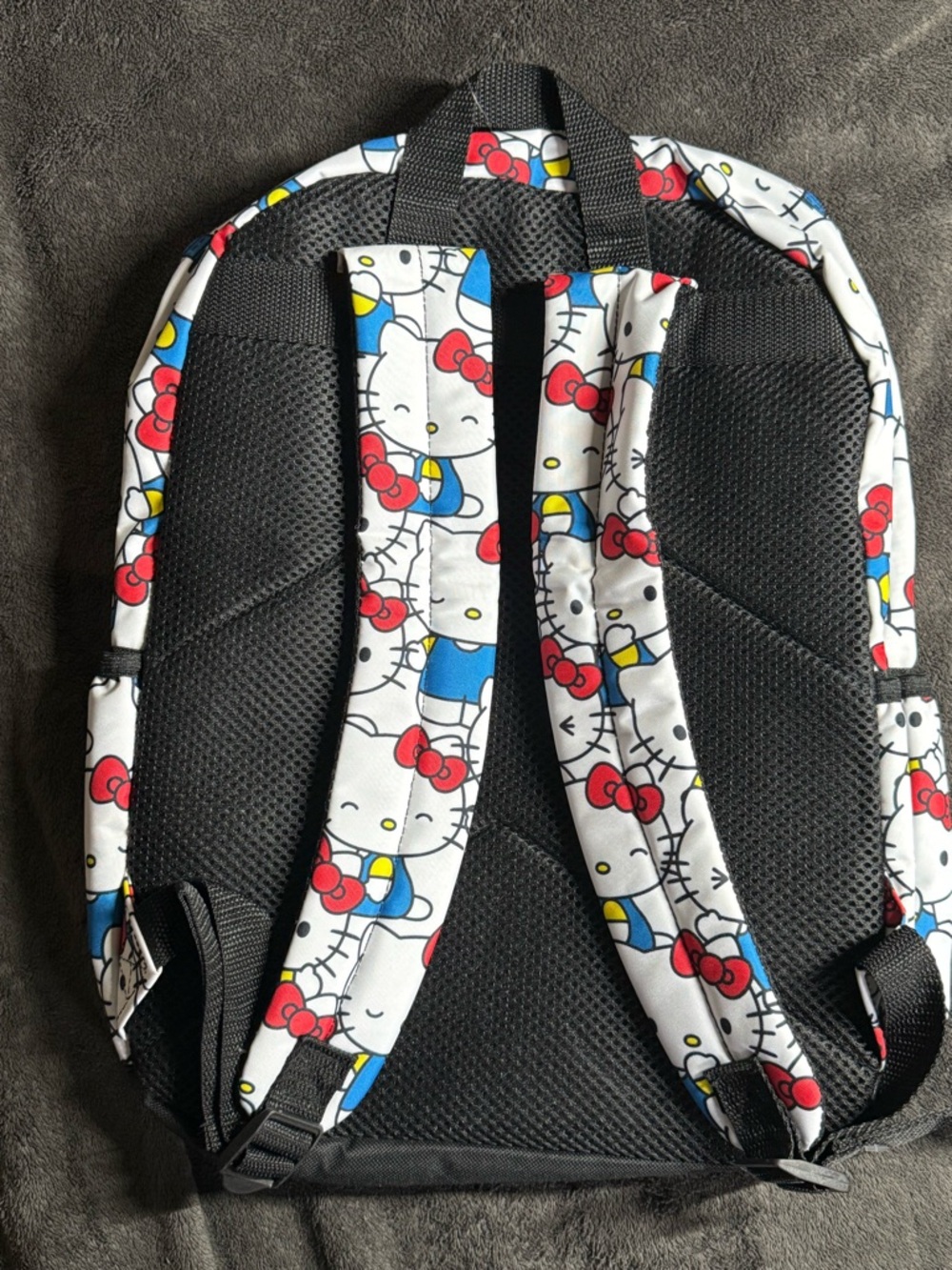 Hello kitty backpack bundle (2) - Picture 5 of 12